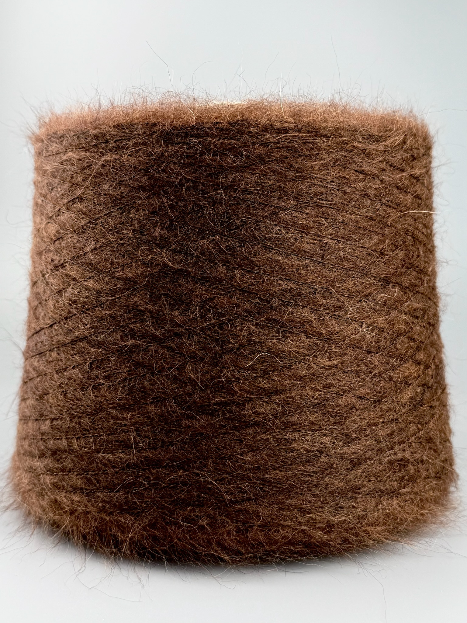 Kid Mohair mit Nylon 1500 m / 100 g – Outlet – Edles Braun foto 2